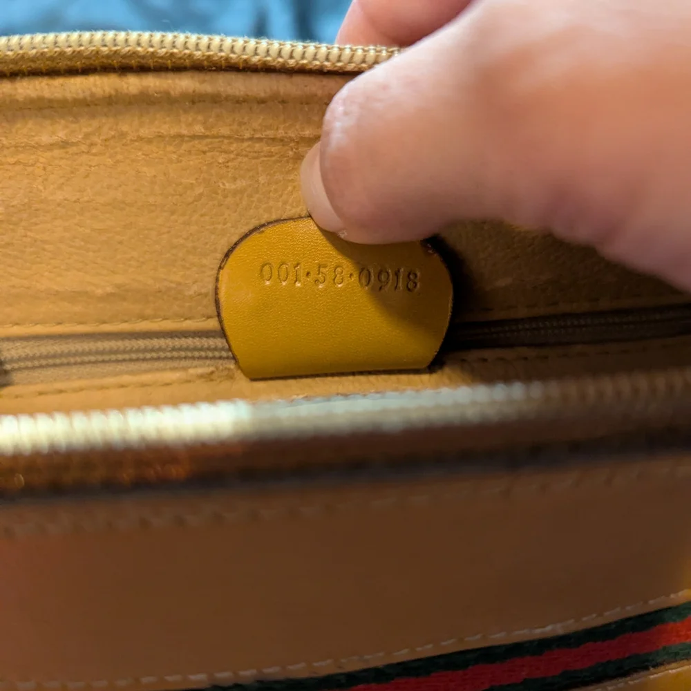 Vintage Gucci Canvas Crossbody - Picture 5 of 15